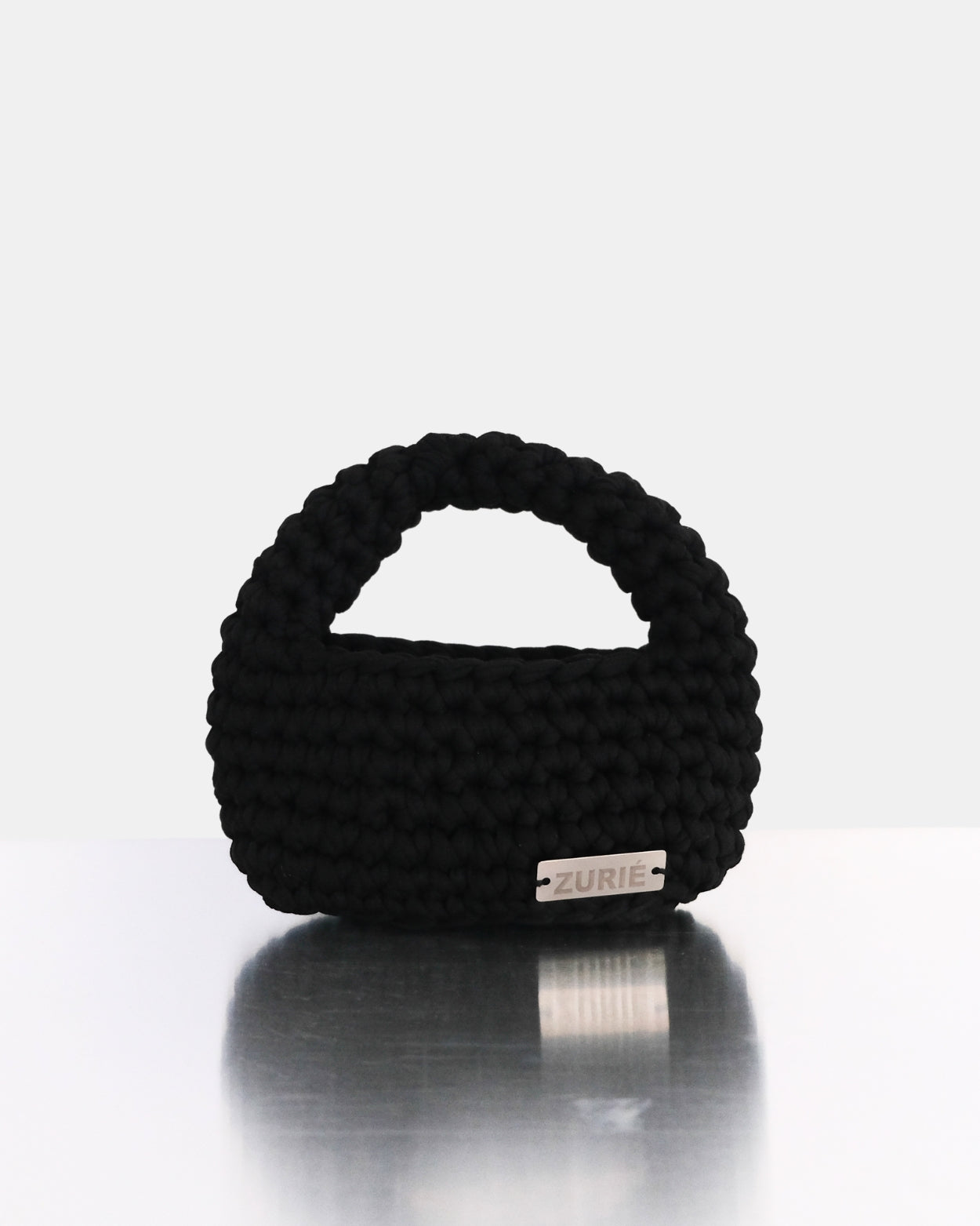 The Liora Mini Black